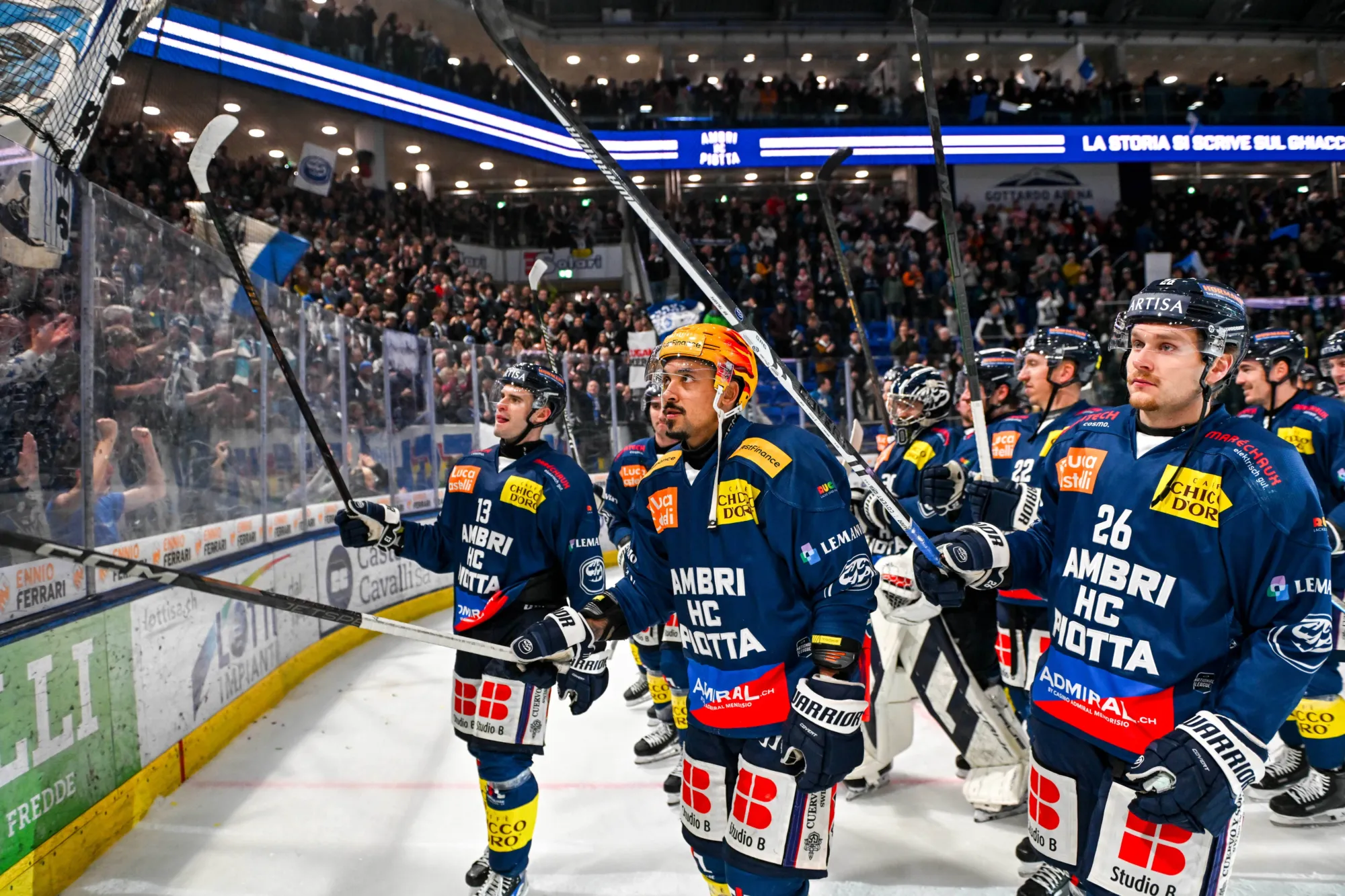 AB 15112025 ABB 7052