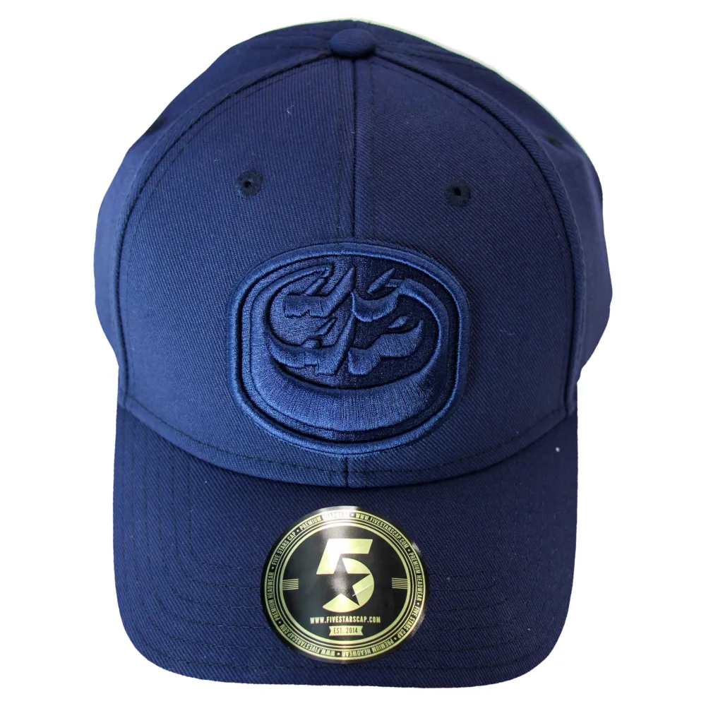 Cappellino logo tono su tono